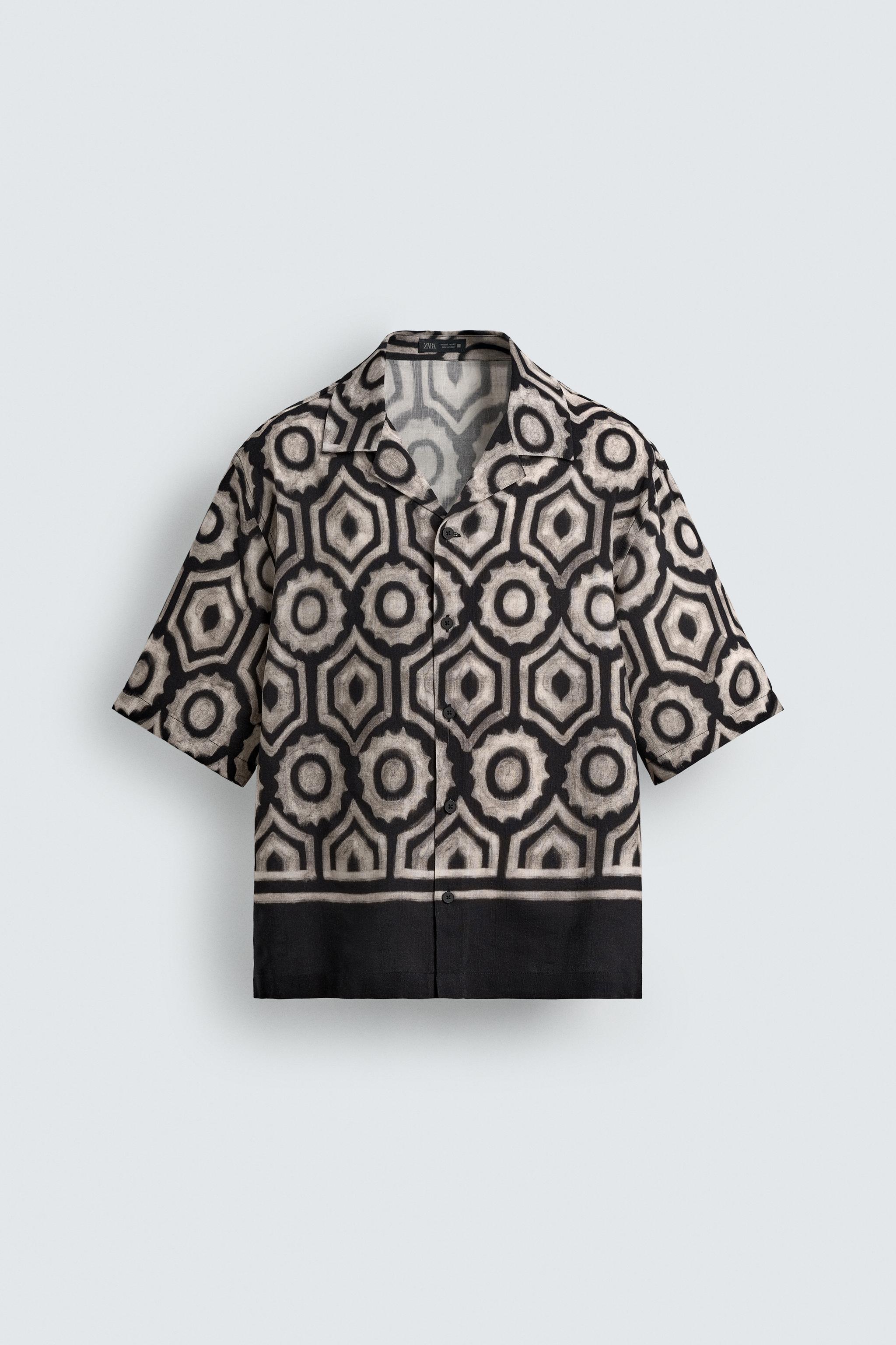 CHEMISE À IMPRIMÉ GÉOMÉTRIQUE CONTRASTÉ